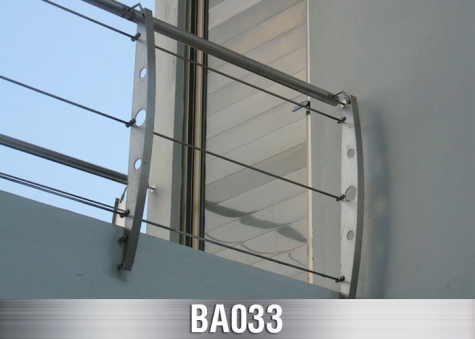BA033