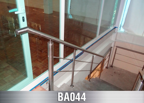 BA044