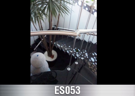 ES053