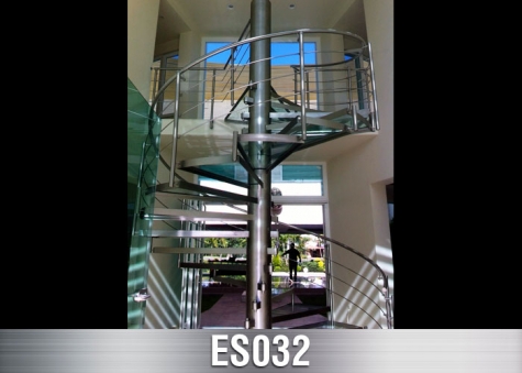 ES032