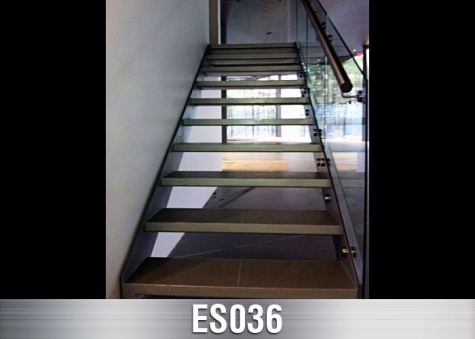 ES036