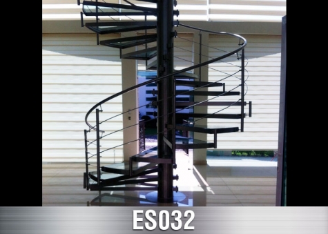 ES032